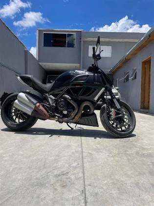 DUCATI DIAVEL ABS 